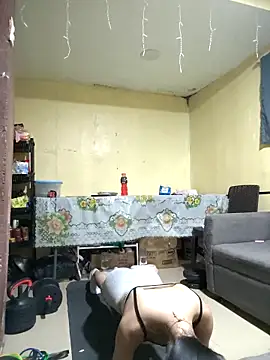 Luna Moonfang online show from 04/09/26, 09:31