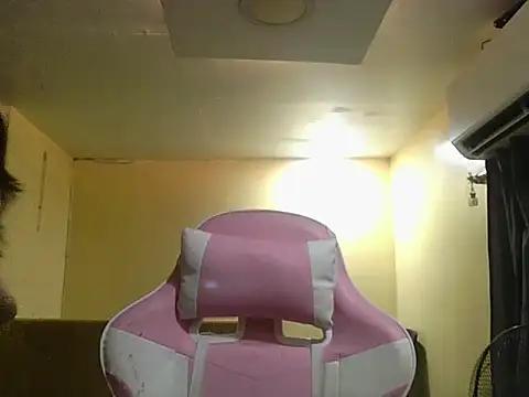 Luna Moonfang online show from 04/14/26, 03:51