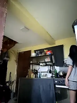 Luna Moonfang online show from 04/18/26, 09:15