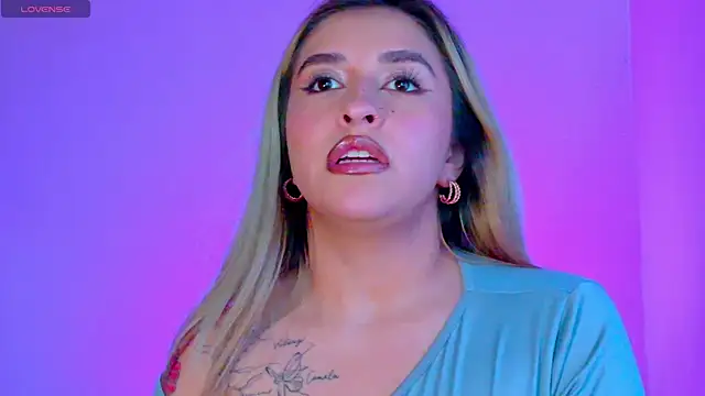 saradiazxxx online show from 07/01/26, 07:21