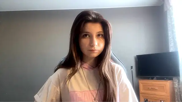 LunnaBliss online show from 02/17/26, 12:12