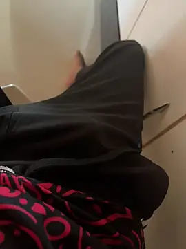 swaggyboii online show from 04/13/26, 05:57