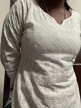 meenu cuties online show from 03/19/26, 01:15