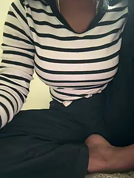 meenu cuties online show from 03/22/26, 02:20