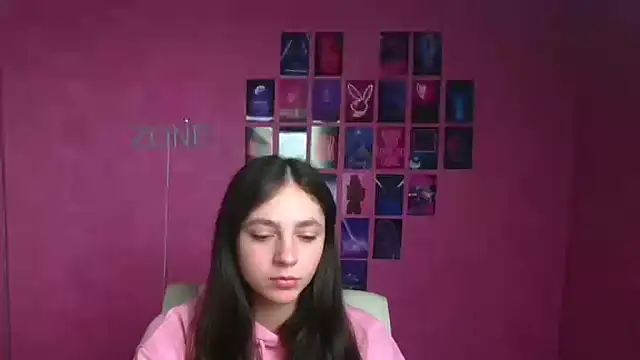 KissMeJulia online show from 03/14/26, 06:30