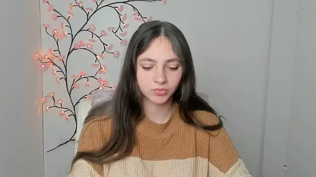 KissMeJulia online show from 03/20/26, 06:18