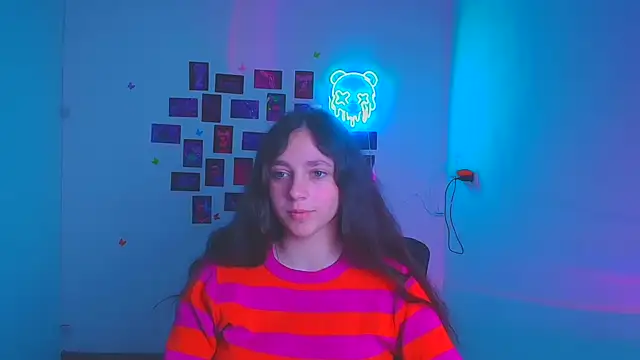 KissMeJulia online show from 03/21/26, 08:19