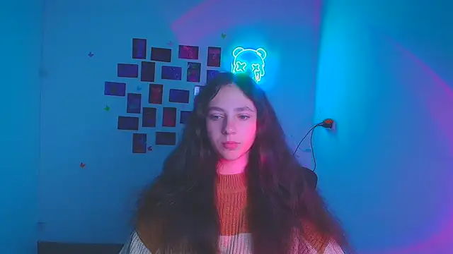 KissMeJulia online show from 03/22/26, 06:28