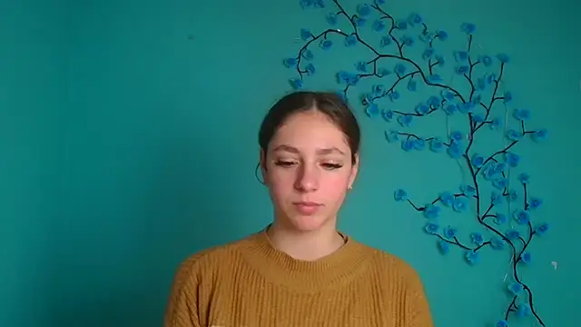 KissMeJulia online show from 04/08/26, 11:32