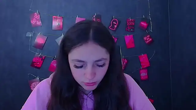 KissMeJulia online show from 04/13/26, 05:13