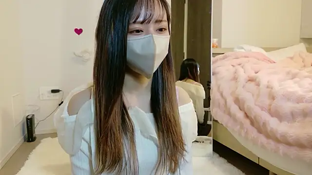 Snapshot of maichan_v chatting on 02/23/26, 01:19 maichan v online show from 02/23/26, 01:19