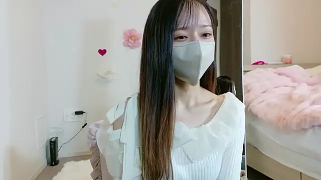 Snapshot of maichan_v chatting on 02/27/26, 11:10 maichan v online show from 02/27/26, 11:10