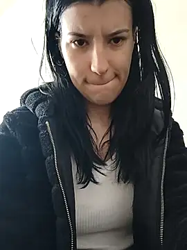 Snapshot of pussi12 chatting on 02/18/26, 10:44 pussi12 online show from 02/18/26, 10:44