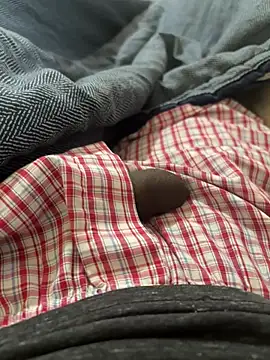 Snapshot of ElReyoficial chatting on 02/17/26, 01:18 ElReyoficial online show from 02/17/26, 01:18