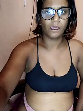 indianstrawberrylips4u online show from 03/29/26, 08:42