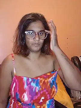 indianstrawberrylips4u online show from 05/21/26, 05:14