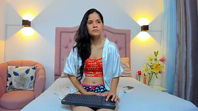 Paulynavera online show from 03/20/26, 12:10