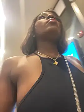 ZarahFerreira online show from 03/08/26, 01:36