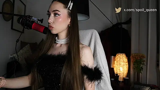 supreme dominatrix online show from 05/13/26, 08:49