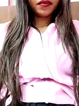 Snapshot of cute_girl_29 chatting on 02/17/26, 09:54 cute girl 29 online show from 02/17/26, 09:54