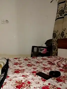 Snapshot of cute_girl_29 chatting on 03/27/26, 05:01 cute girl 29 online show from 03/27/26, 05:01