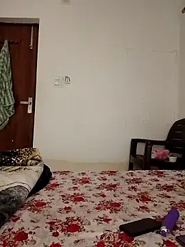 Snapshot of cute_girl_29 chatting on 04/05/26, 04:48 cute girl 29 online show from 04/05/26, 04:48