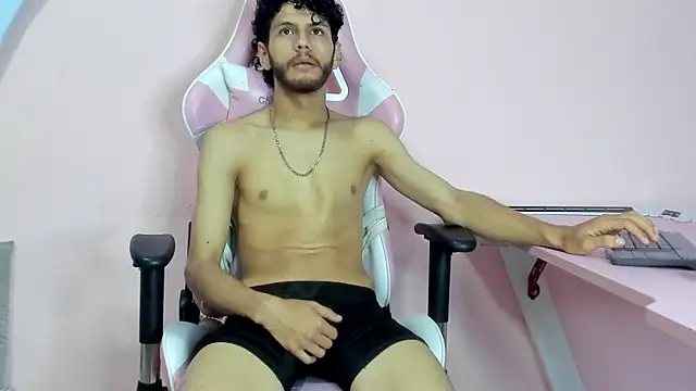 LuckySammer online show from 02/19/26, 02:46