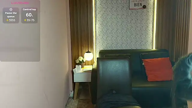 MoriahStorm online show from 07/15/26, 12:54