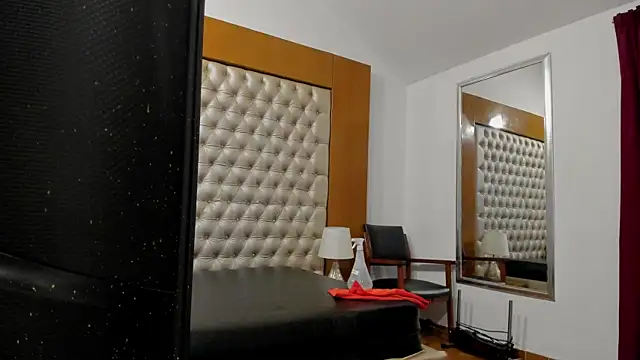 IsabellaaLux  online show from 05/14/26, 08:26