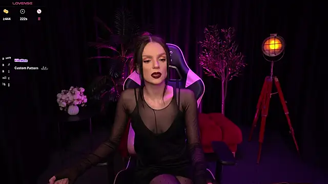 Wild Alice me online show from 05/10/26, 03:39