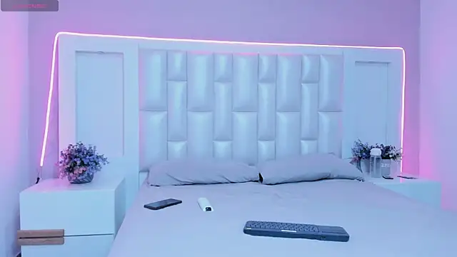 Liia Collins online show from 03/10/26, 06:57