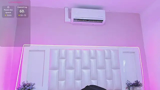 Liia Collins online show from 04/07/26, 05:13