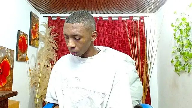 Snapshot of milo018 chatting on 02/24/26, 07:56 milo018 online show from 02/24/26, 07:56