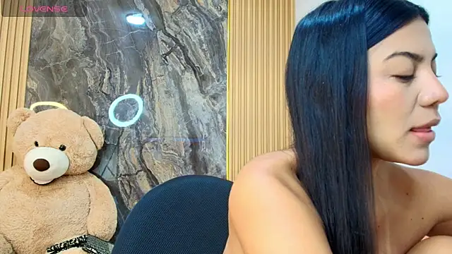 scarlett lumi online show from 03/05/26, 10:55