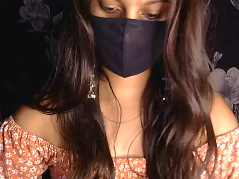 sassy slut 69 online show from 05/03/26, 11:49