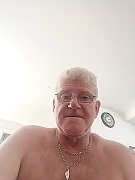 olivbisoumis online show from 02/19/26, 01:29