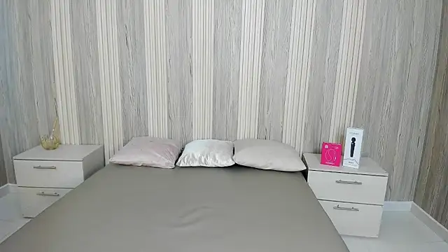 CAAMII SWEETT online show from 06/03/26, 08:03