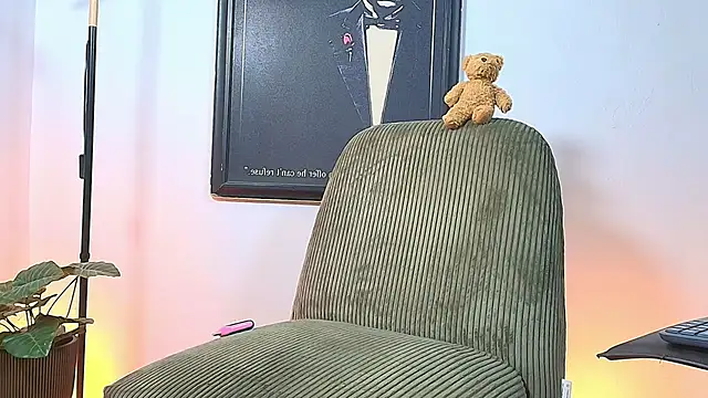 Eliassalvatore  online show from 07/30/26, 01:32