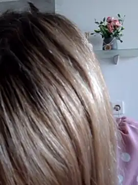 -Nefertiti- online show from 06/03/26, 12:19