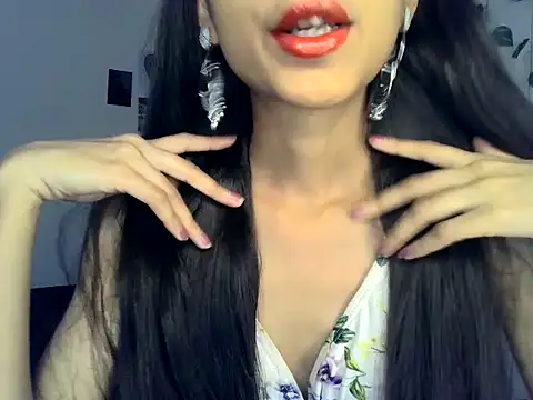 SIKSHA SINGH online show from 02/25/26, 05:50