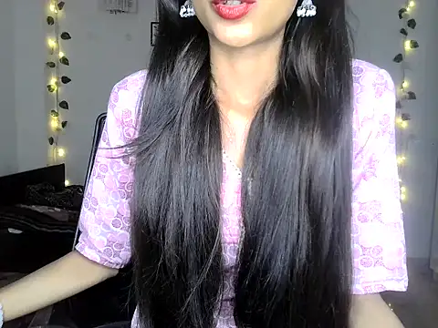 SIKSHA SINGH online show from 05/31/26, 06:31