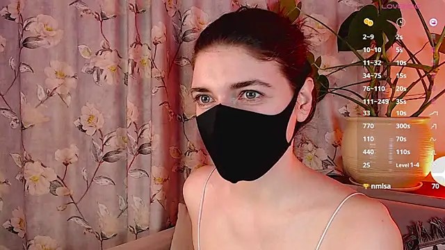 Snapshot of Ruby_04 chatting on 02/27/26, 07:47 Ruby 04 online show from 02/27/26, 07:47