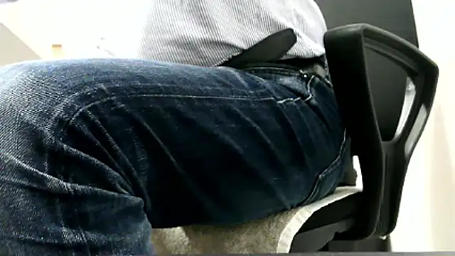 gitano697 online show from 04/10/26, 02:33