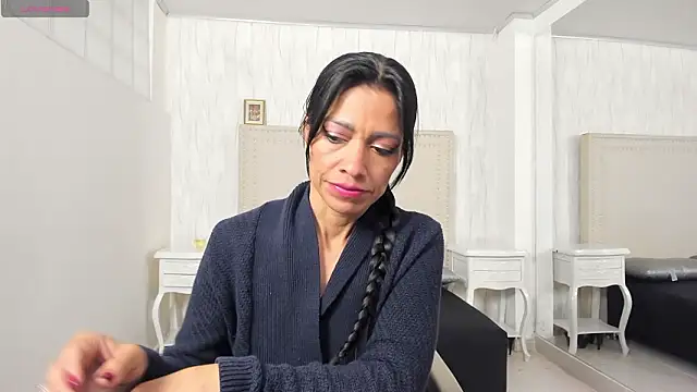 FernandaAvilax online show from 03/28/26, 10:20