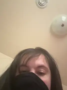 h oney4411 online show from 02/18/26, 03:41