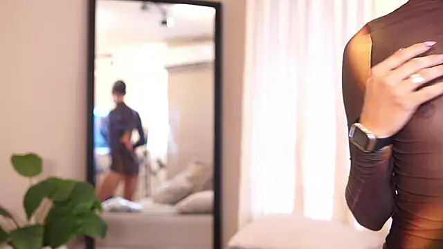 Luxa Velvet online show from 04/08/26, 01:00