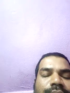 Snapshot of rkr1996kum chatting on 04/16/26, 05:25 rkr1996kum online show from 04/16/26, 05:25