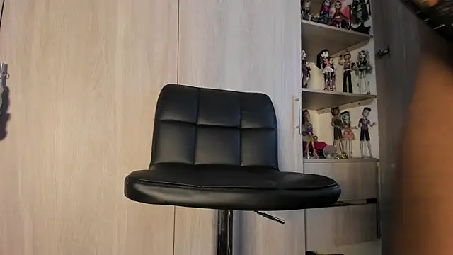 sweetveronicalodge online show from 04/11/26, 02:43