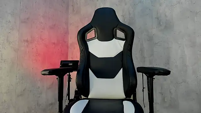 Hot gril777 online show from 05/18/26, 06:52