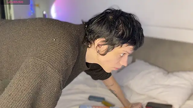 oorange  boy online show from 03/26/26, 07:41